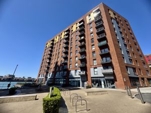 Photo 17- click for photo gallery